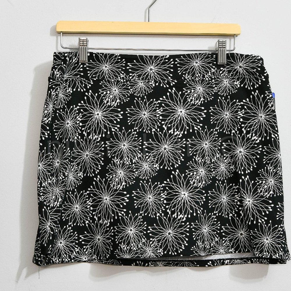 Tranquility by Colorado Clothing Ladies' Skort in black - Picture 2 of 5